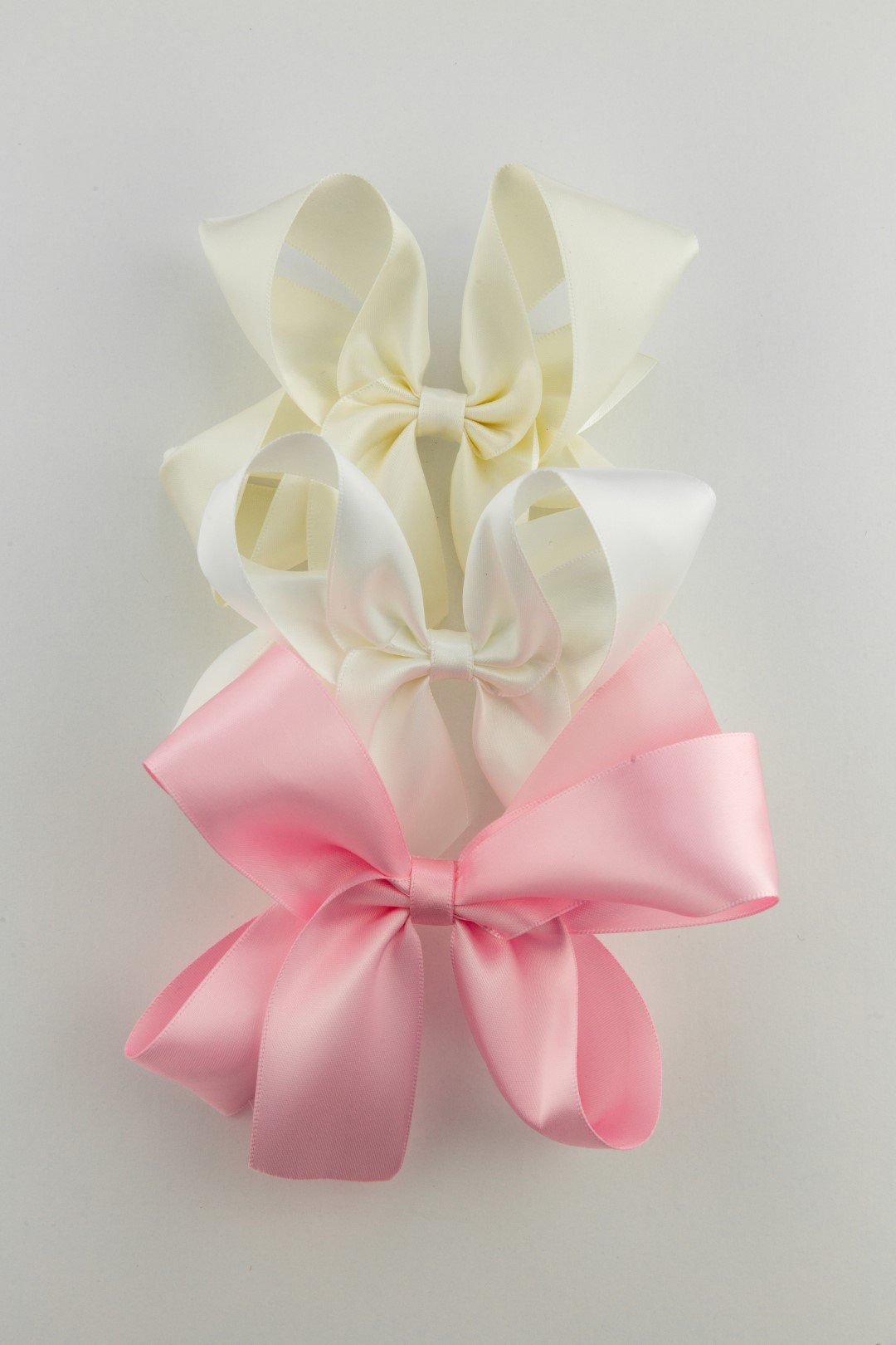 Strasburg Children Satin Ribbon Hair Bow with alligator clip dressy large Christmas gift set