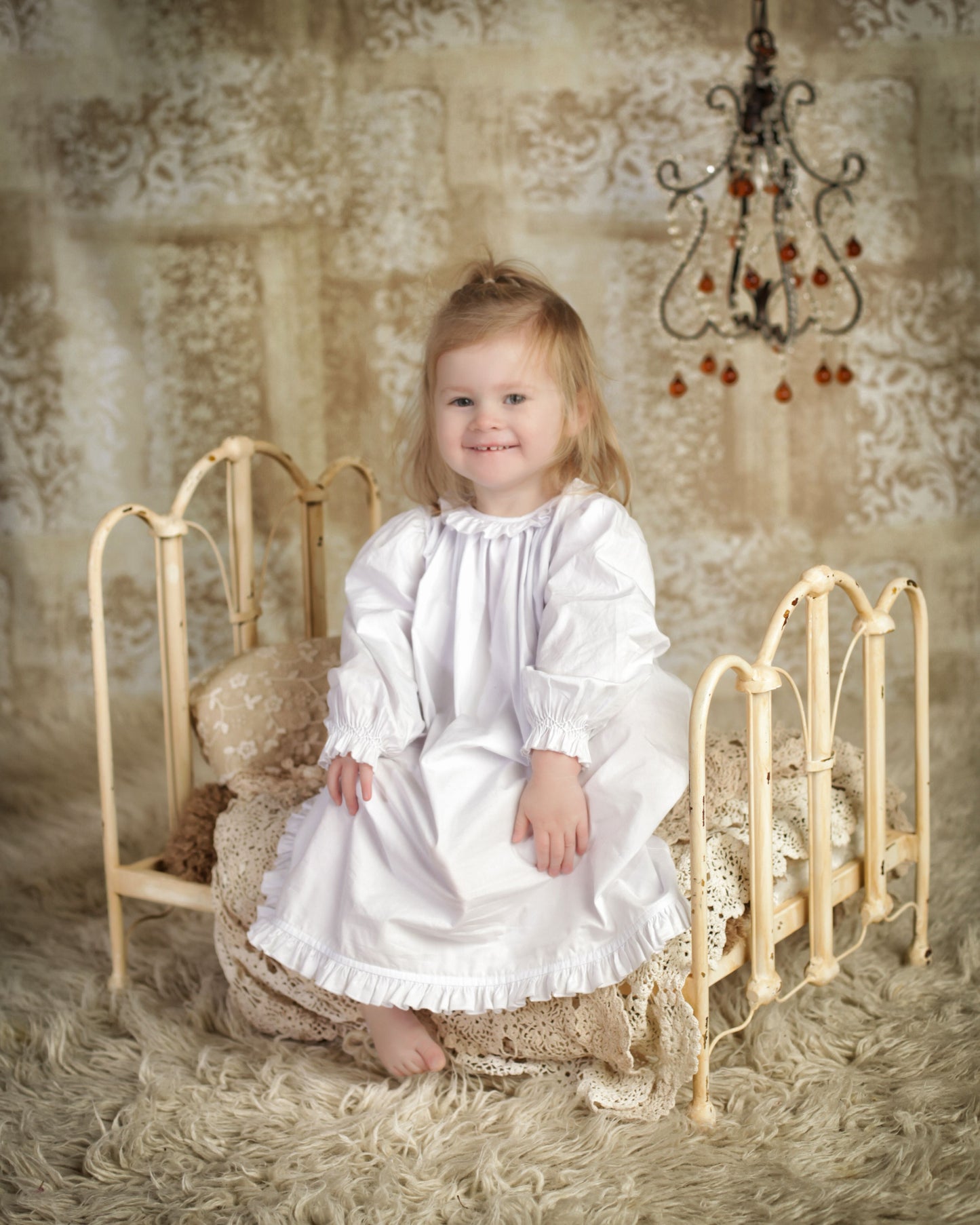 Classic Long Sleeve Night Gown White Night dress for girls Classic Long Sleeve Night Gown White Night dress for girls