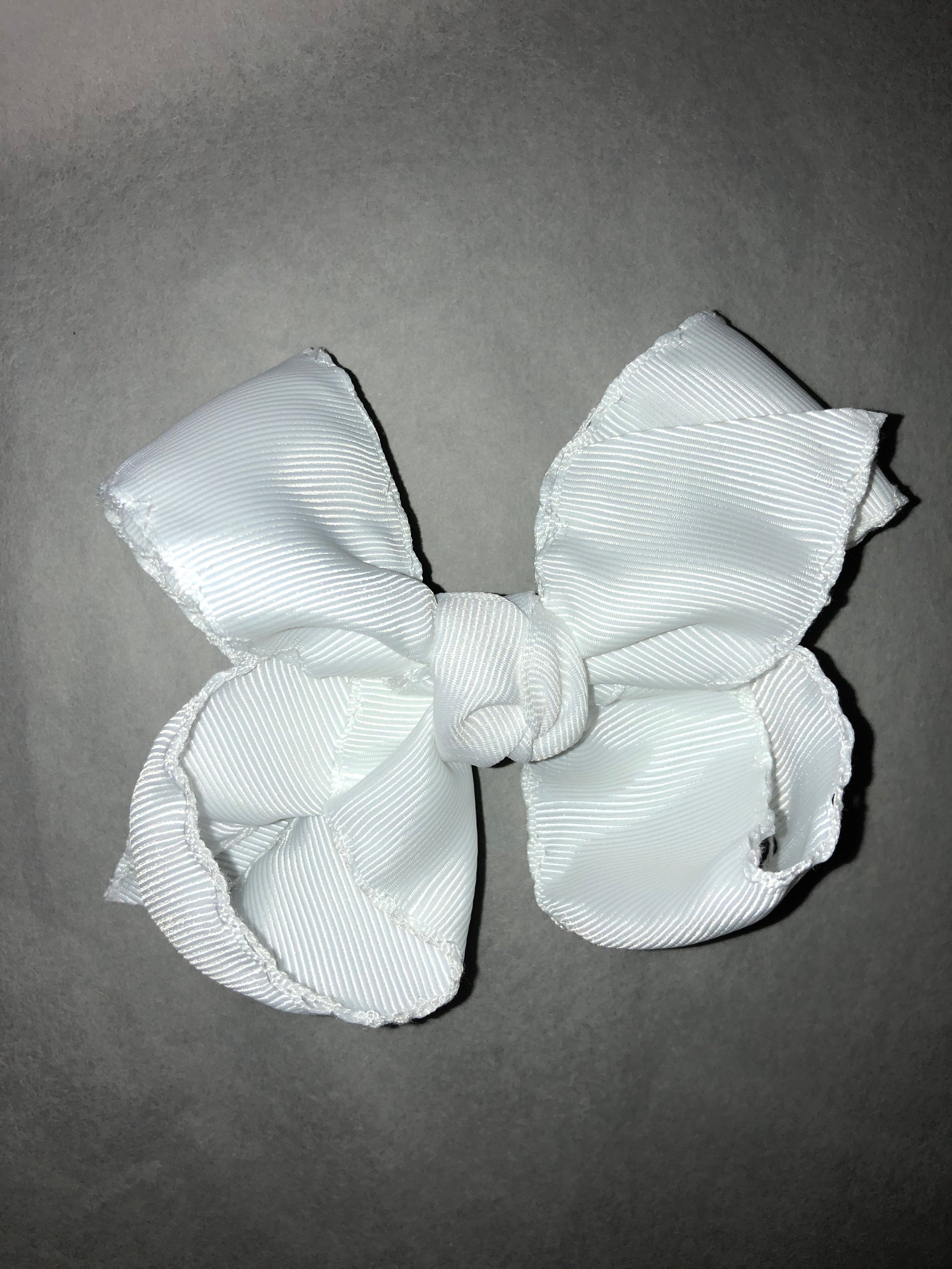 Bow with Stitched Trim